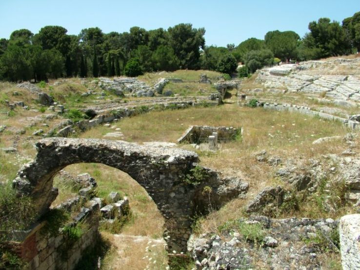 The Roman Amphitheatre Trip Packages