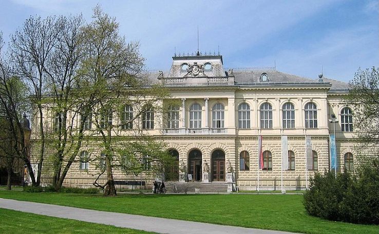 Slovenian Museum of Natural History Trip Packages