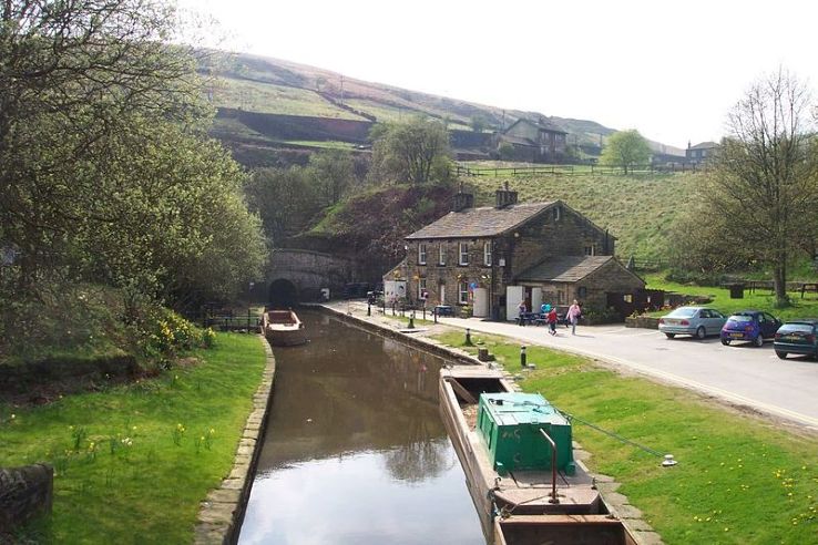 Standedge Tunnels Trip Packages