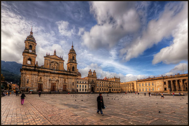 Bolivar Square Trip Packages