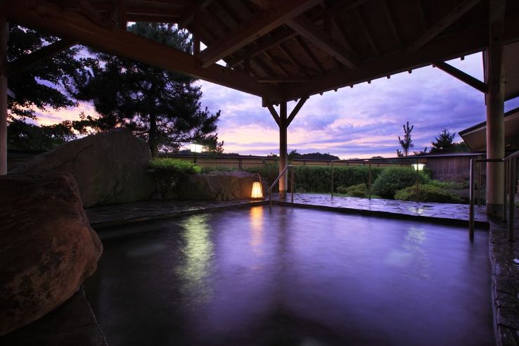 Akita Onsen Trip Packages