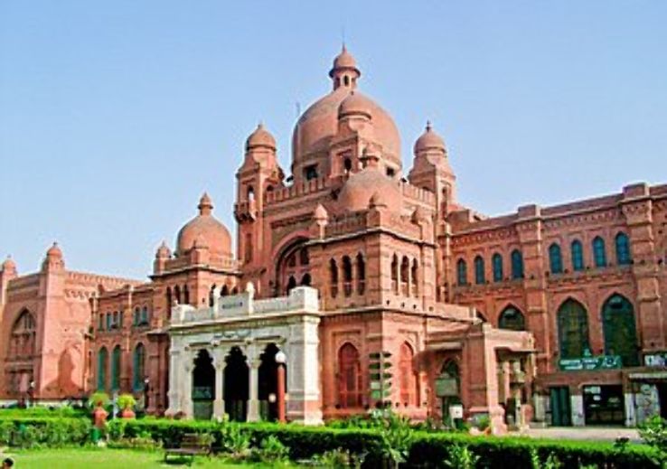 Lahore Museum Trip Packages