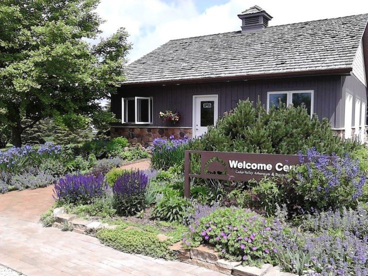 Cedar Valley Arboretum & Botanic Gardens Trip Packages