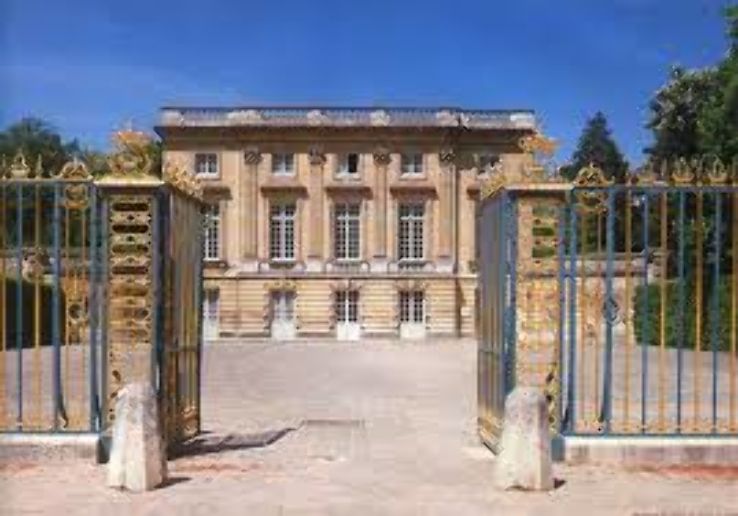 Petit Trianon Trip Packages