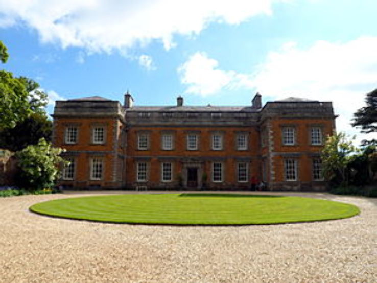 Farnborough Hall Trip Packages
