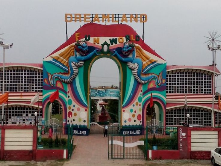 Dreamland Amusement Park Trip Packages