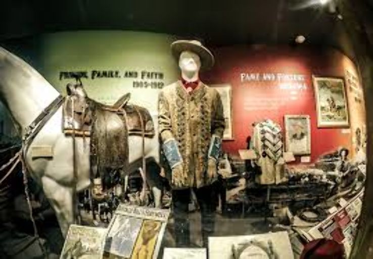 Buffalo Bill Museum and Grave Trip Packages