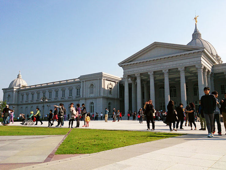 Chimei Museum Trip Packages