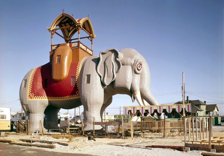 Lucy the Margate Elephant Trip Packages