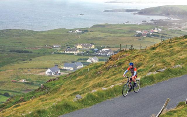 Activate your daring spirits and go biking in Ireland Trip Packages