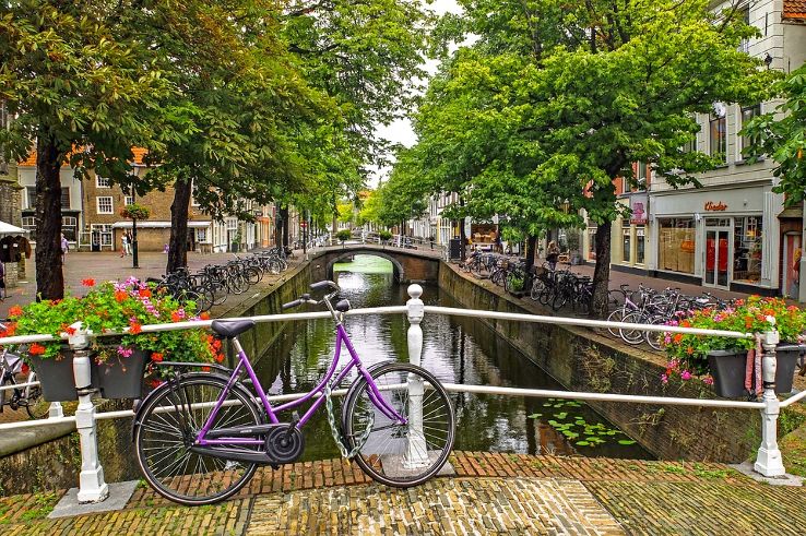 Canals of Delft Trip Packages