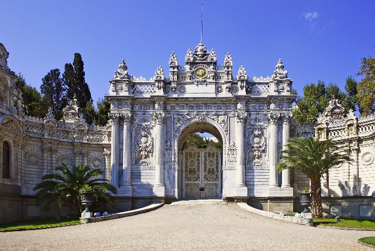 Dolmabahce Palace Trip Packages