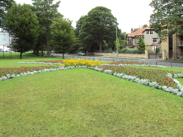 Roundhay Park Trip Packages