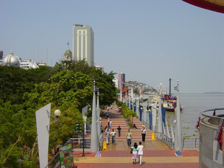 Malecon 2000 Trip Packages
