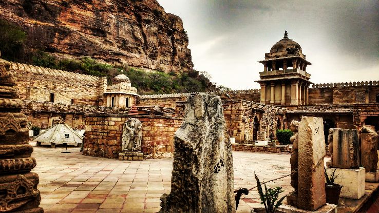 5 Days 4 Nights gwalior, orchha, khajuraho with jhansi Holiday Package