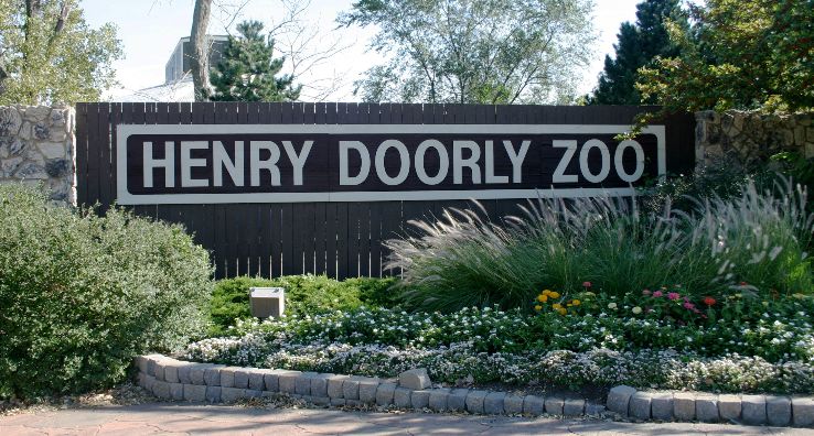 Henry Doorly Zoo and Aquarium Trip Packages