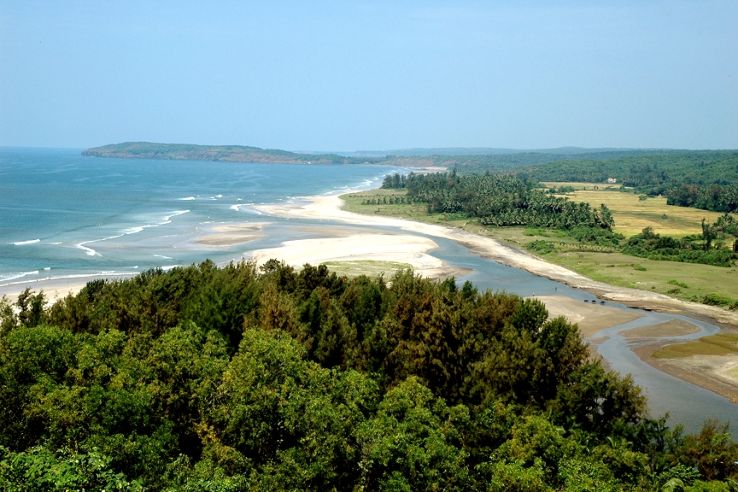 Malgund Beach Trip Packages