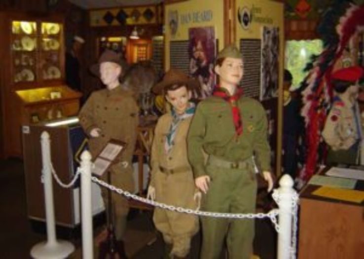 Scouting Museum and Library Trip Packages