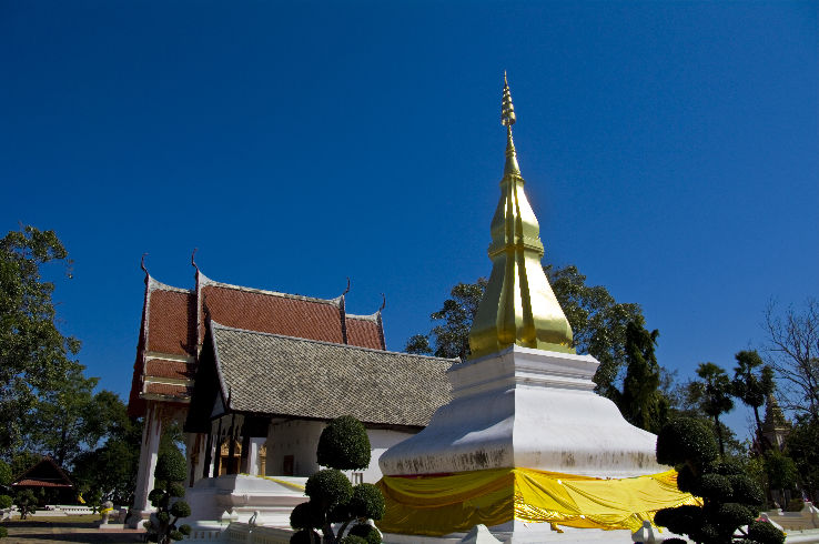 Phra That Kham Kaen Trip Packages