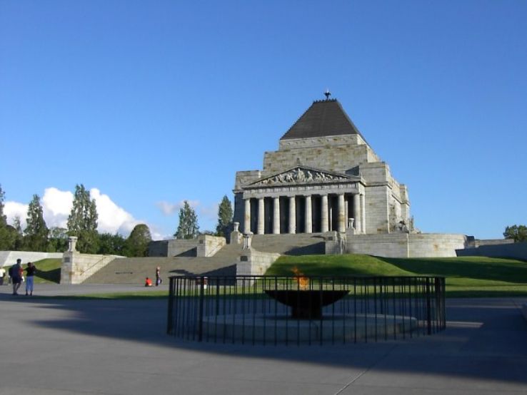 Shrine of Remembrance Trip Packages