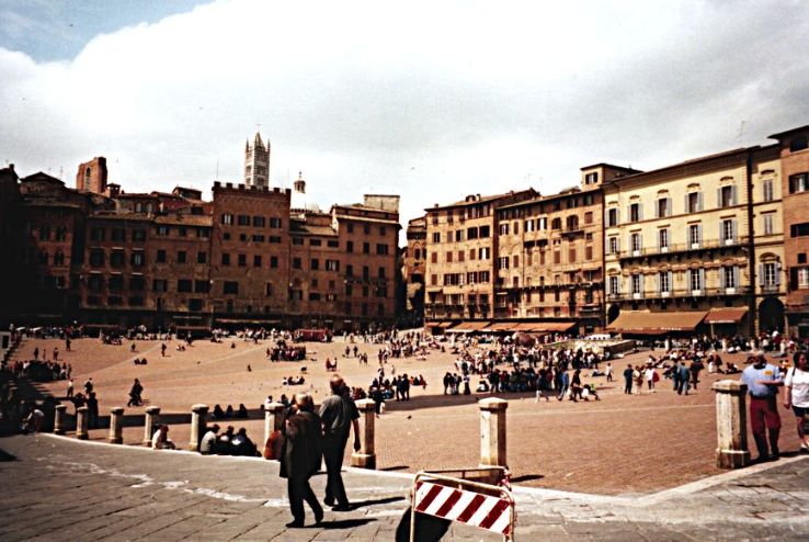 Piazza del Campo Trip Packages