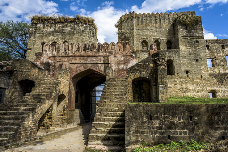 Beautiful Pathankot Tour Package for 2 Days 1 Night