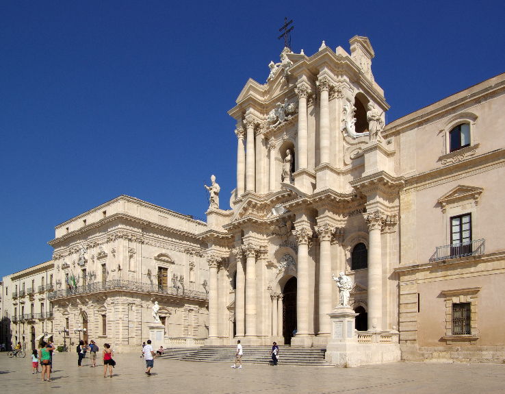 Cathedral of Santa Maria delle Colonne Trip Packages