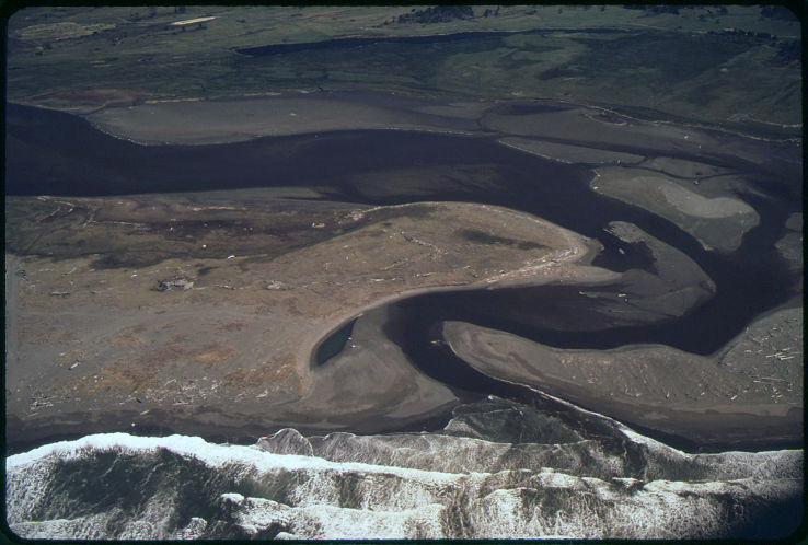 Lake Earl Trip Packages