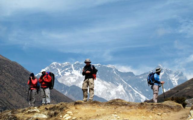 Climb The Mount Everest Trip Packages