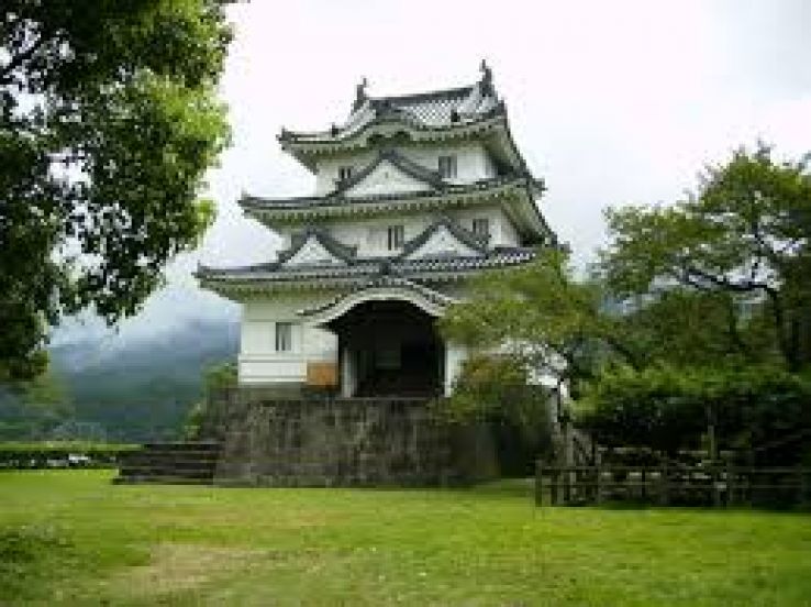Uwajima Castle Trip Packages