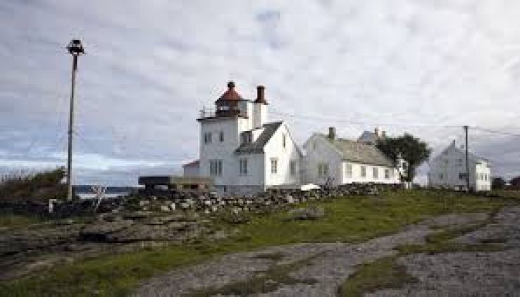 Tungenes Lighthouse Trip Packages