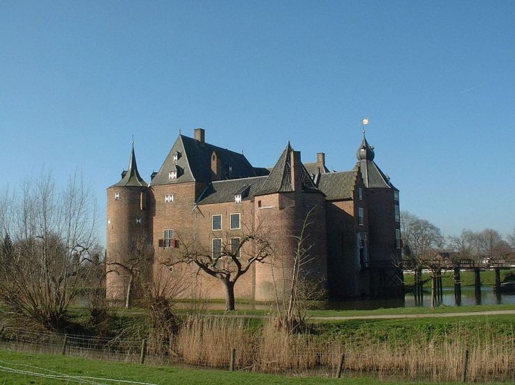 Ammersoyen Castle Trip Packages