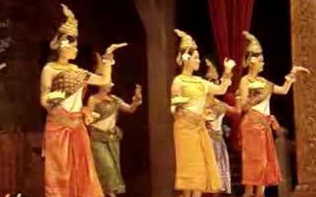 Watch Apsara Dance Performance Trip Packages