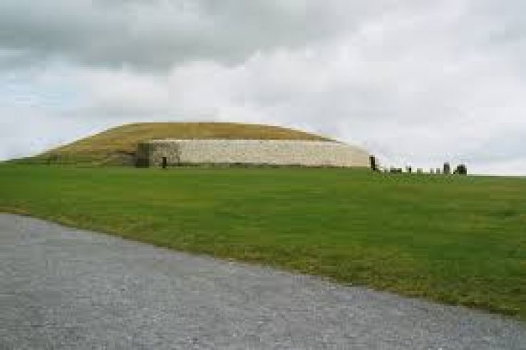 Newgrange Trip Packages