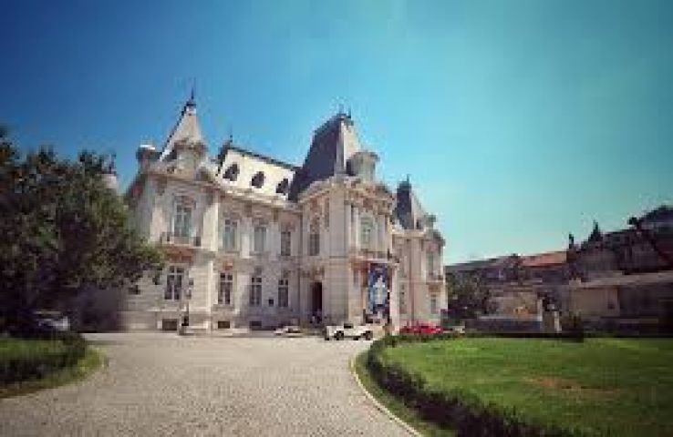 Craiova Art Museum Trip Packages