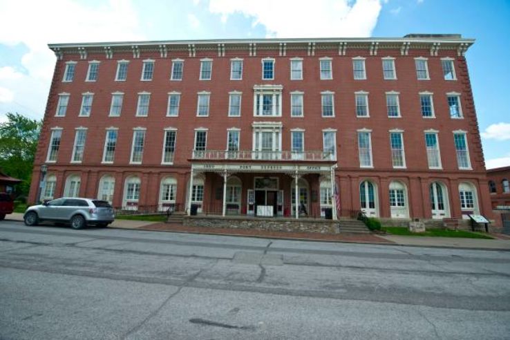 Patee House Trip Packages