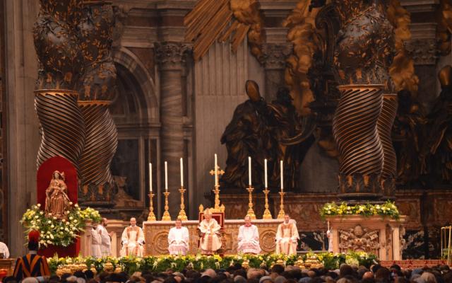 Attend Mass in St Peters Basilica 2019, #1 top things to