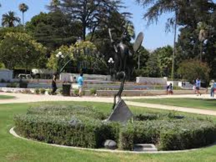 Beverly Gardens Park Trip Packages