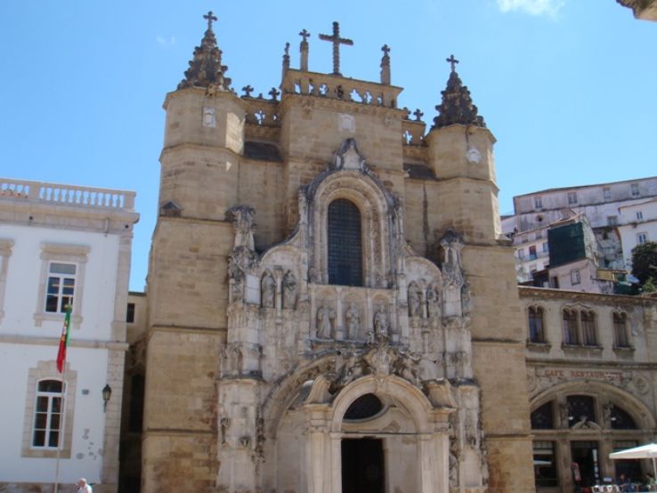 Monastery of Santa Cruz Trip Packages