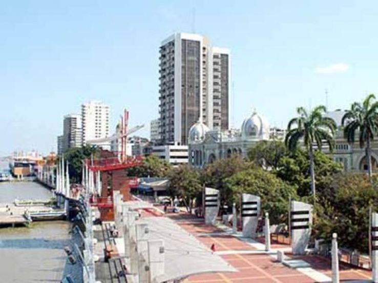 Malecon 2000 Trip Packages