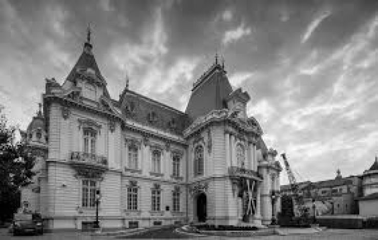 Craiova Art Museum Trip Packages