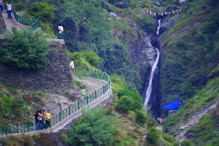 Dharamshala, Dalhousie & Amritsar Luxury 9 days Holiday Package with 4 star hotels for family, Couple & Groups