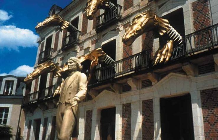 The House of Magic Robert-Houdin Trip Packages