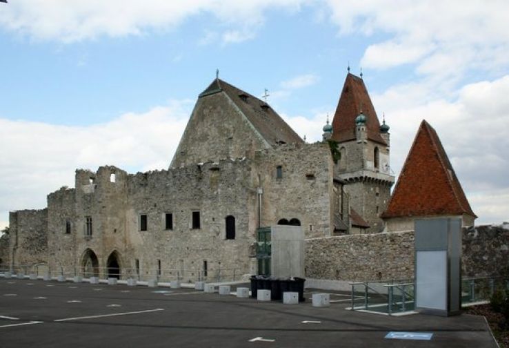 Burg Perchtoldsdorf Trip Packages