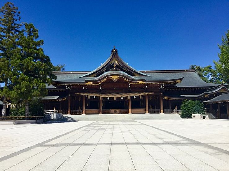 Samukawa Shrine Trip Packages