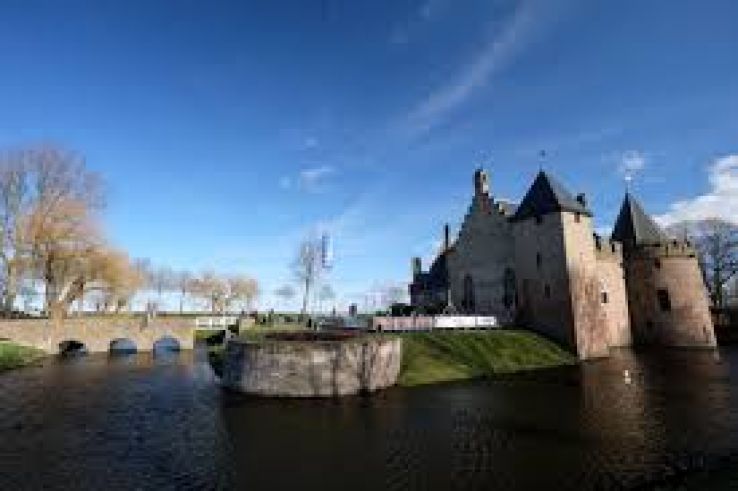Radboud Castle Trip Packages