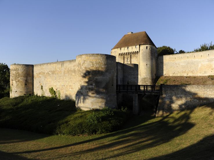 Chateau de Caen Trip Packages