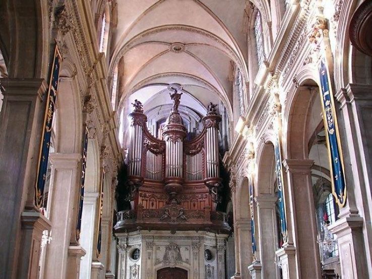 Cambrai Cathedral Trip Packages