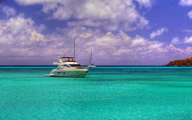 Sailing: Enjoy The Open Sea Vistas Trip Packages