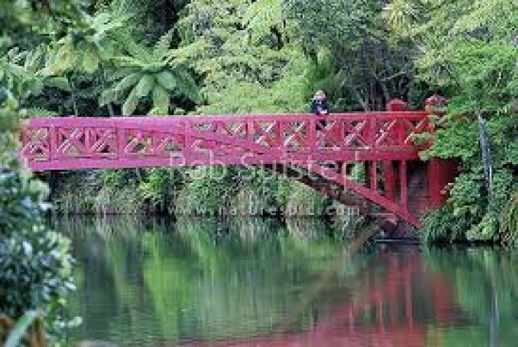 Pukekura Park Trip Packages